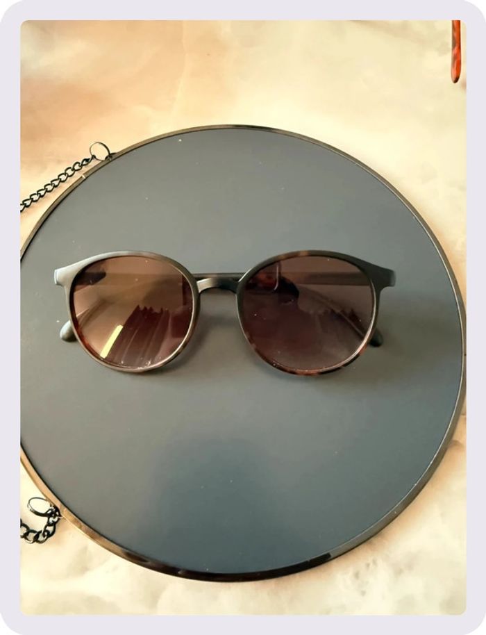 Lunette de soleil ronde léopard