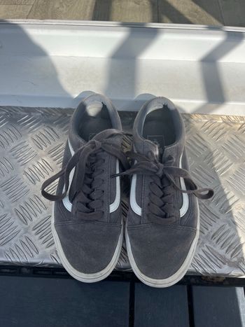 Vans grises taille 36 suède très bon état