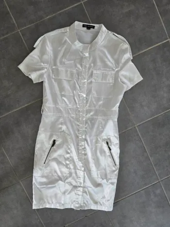 Robe blanche en soie