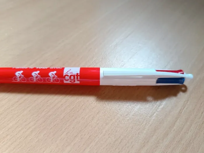 Stylo bic 4 couleurs CGT tour de France - photo numéro 2