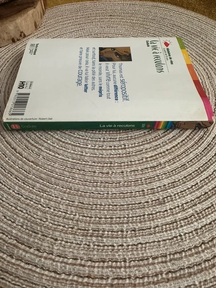 Livre La vie à reculons - photo numéro 3