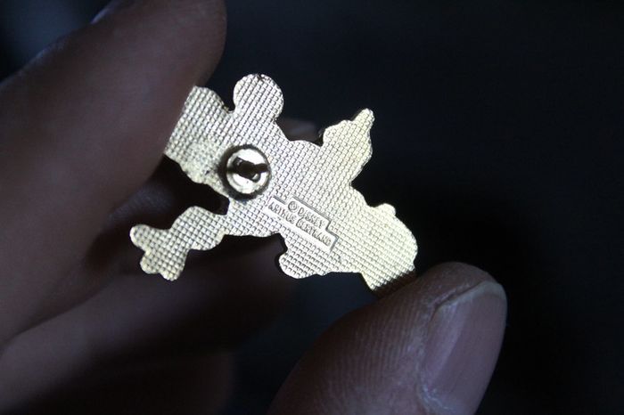 Pin's Minnie Mouse - Disney - photo numéro 2