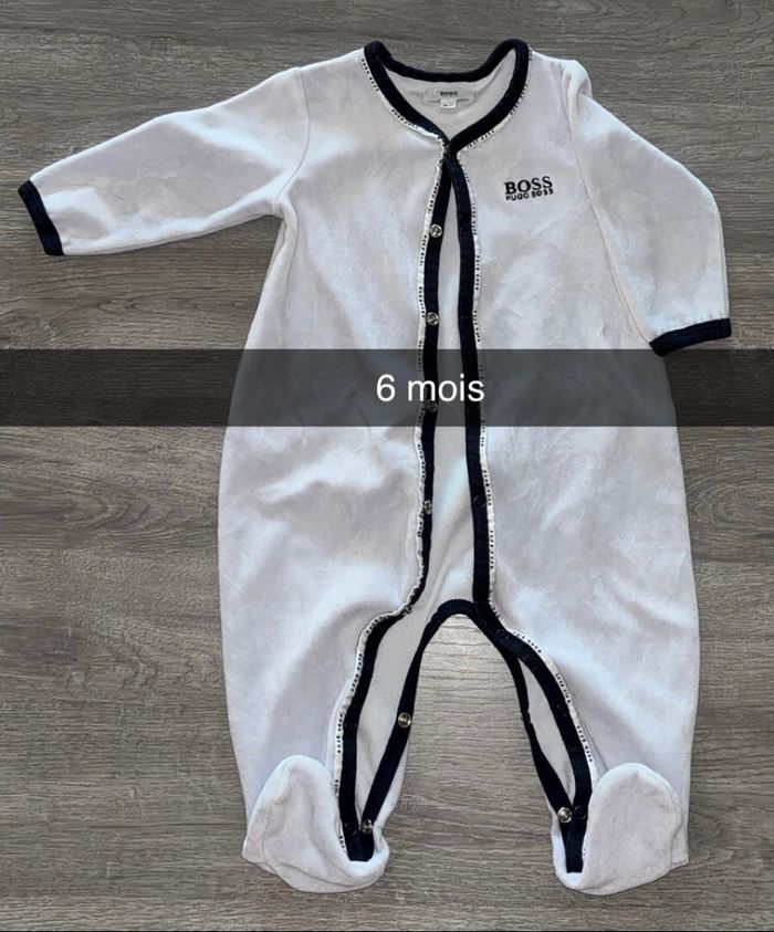 Lots pyjama 6 mois boss - photo numéro 10