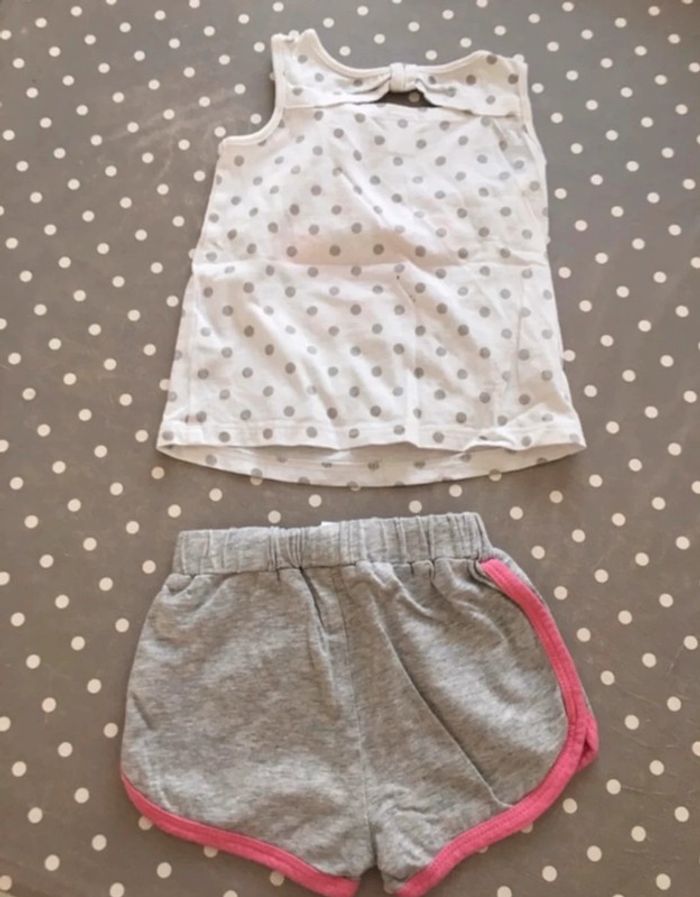 Débardeur et short cerise - photo numéro 2