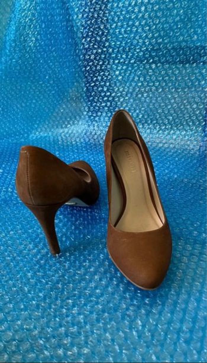 Escarpins couleur camel Minelli pointure 37 - photo numéro 2