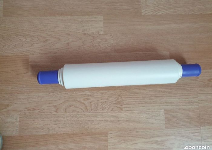 Rouleau à pâtisserie Tupperware neuf blanc bleu/violet - photo numéro 5