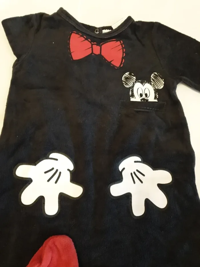 Pyjama une pièce Mickey 12 mois - photo numéro 2