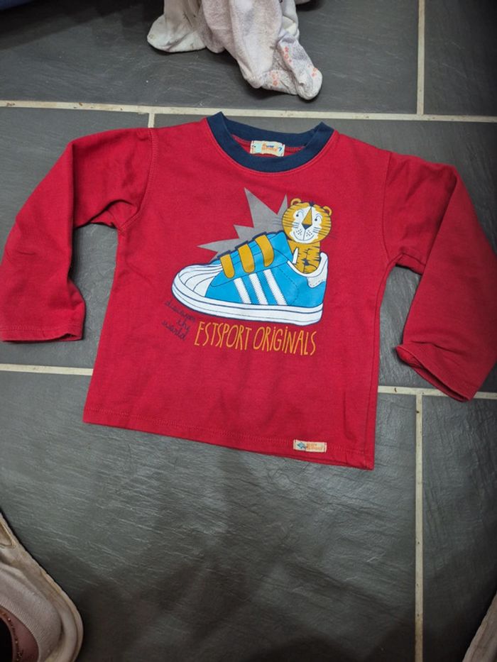 T shirt rouge