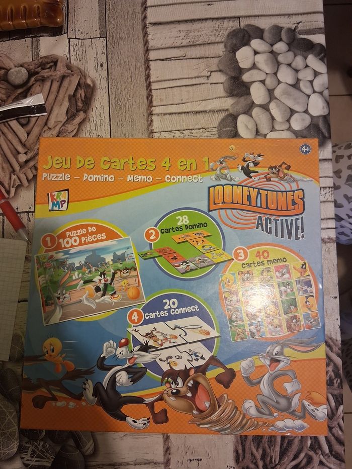 Jeu de carte 4en1