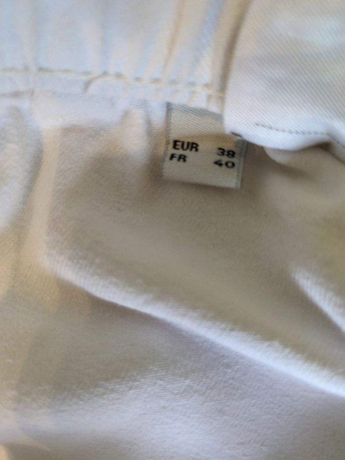 Short femme C&A T40 - photo numéro 5