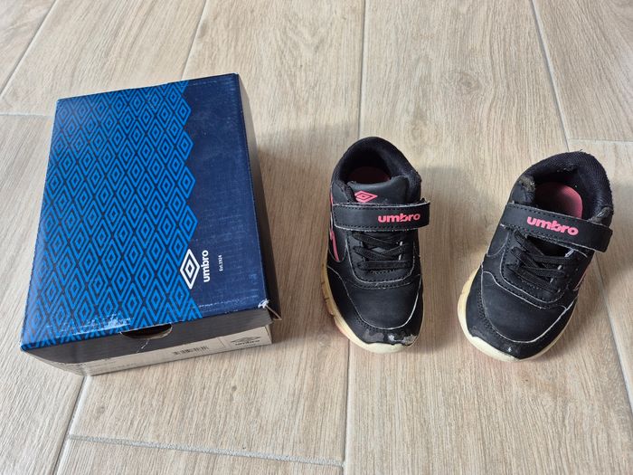 Baskets umbro - photo numéro 2