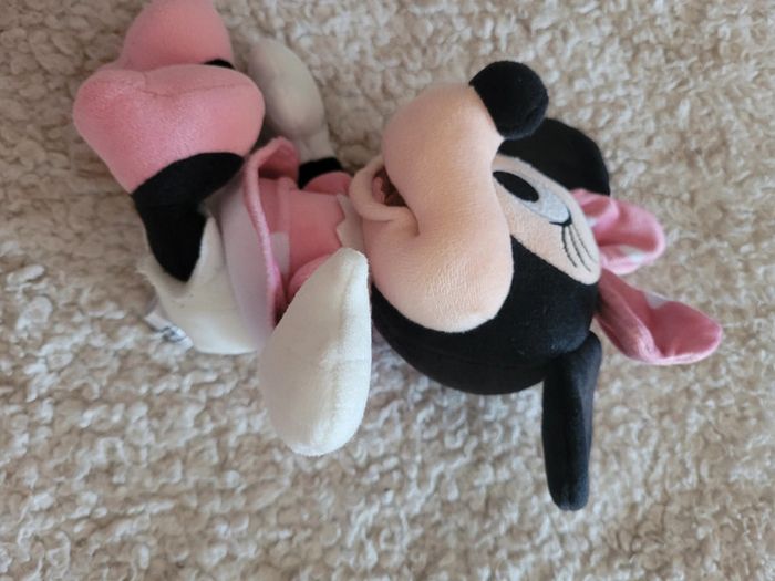 Peluche disney minie - photo numéro 2
