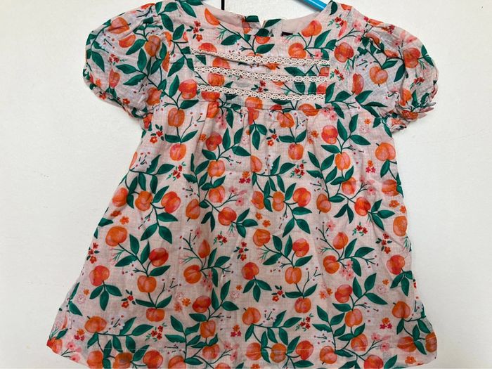 Jolie robe légère été motif pêches