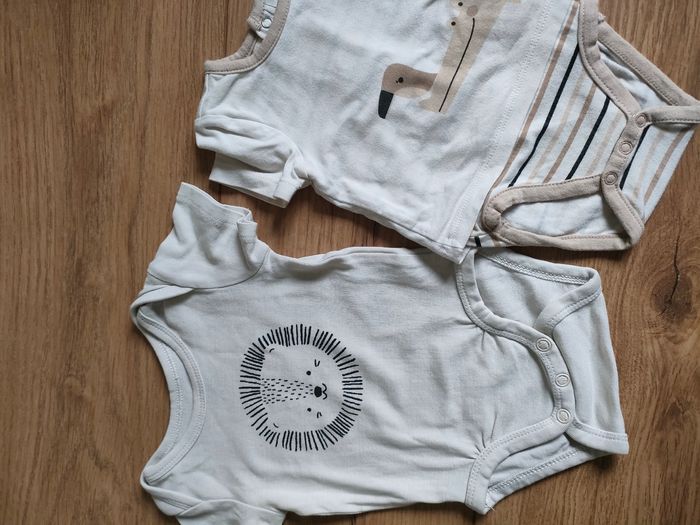 Lot vêtements - photo numéro 2