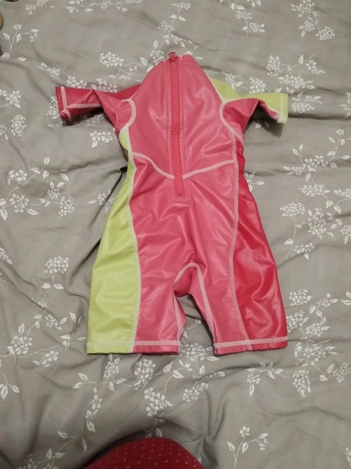 Combinaison plage 2 ans - photo numéro 2