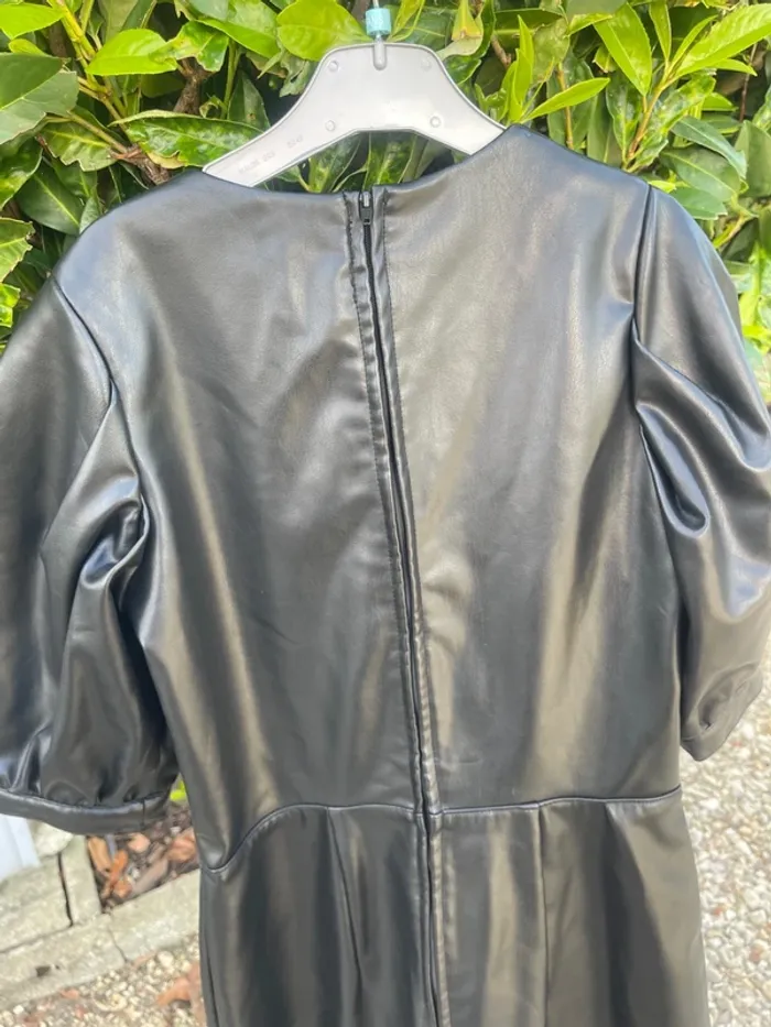 Robe divided h et m taille S - photo numéro 6