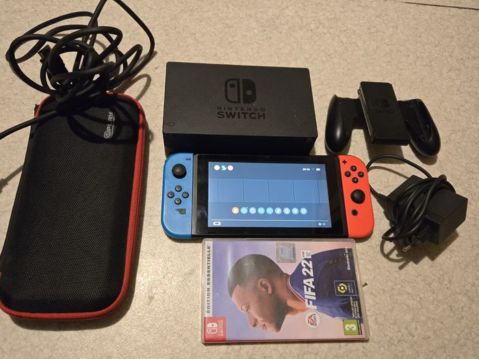 Nintendo Switch 32 Go - photo numéro 2