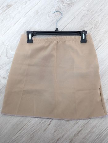 Minijupe beige taille M 38 neuve shein