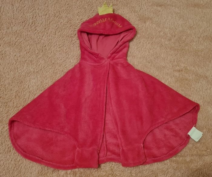 Pyjama fille 2 ans "Princesse Rêveuse " avec cape de Princesse - photo numéro 3