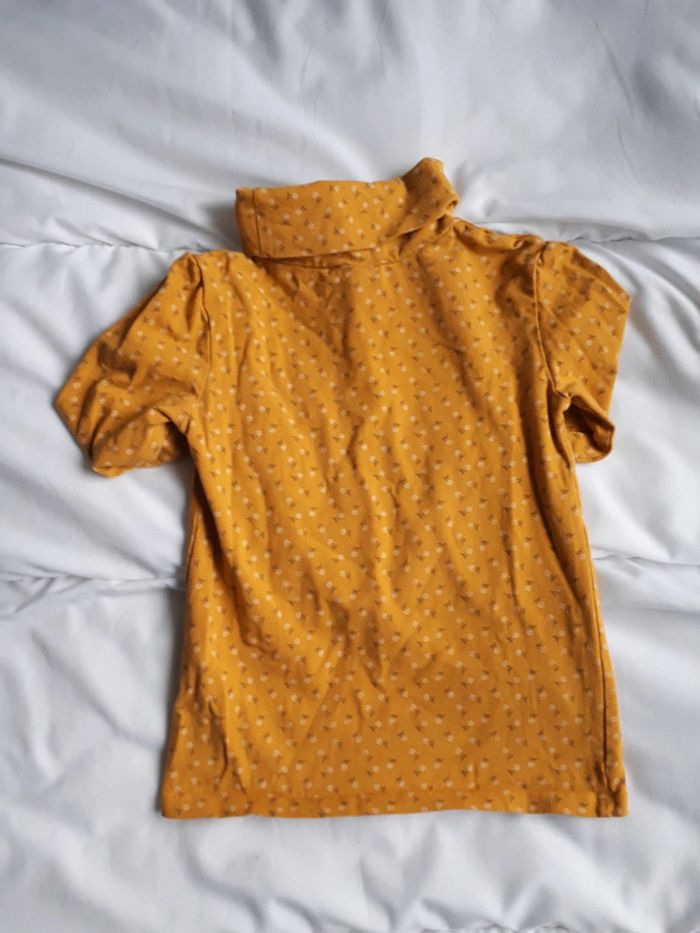 Sous pull a fleurs - photo numéro 2