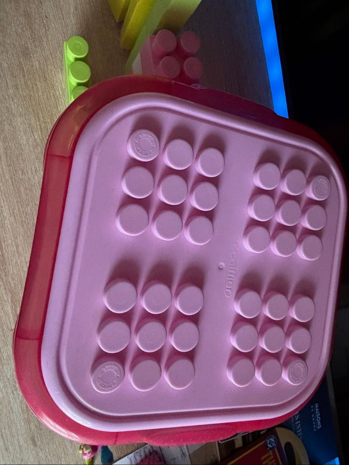 Grosse boîte rose gros lego abrick eccoifer - photo numéro 4