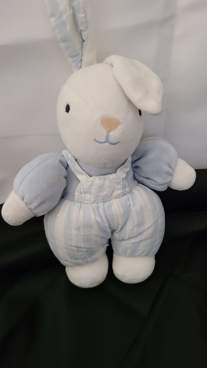 Doudou lapin souriant rayé bleu blanc Tartine et Chocolat - photo numéro 2