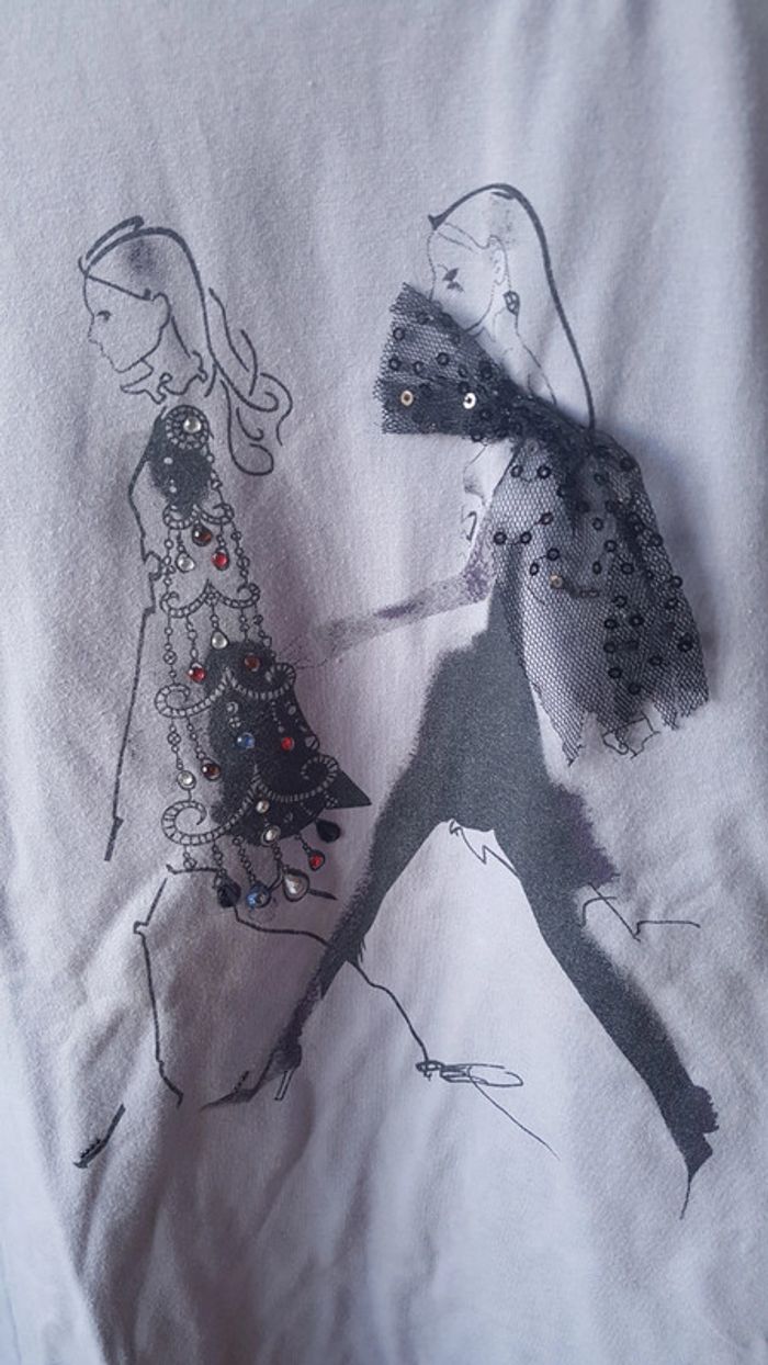 Tee shirt manches longues lilas avec dessin - photo numéro 2