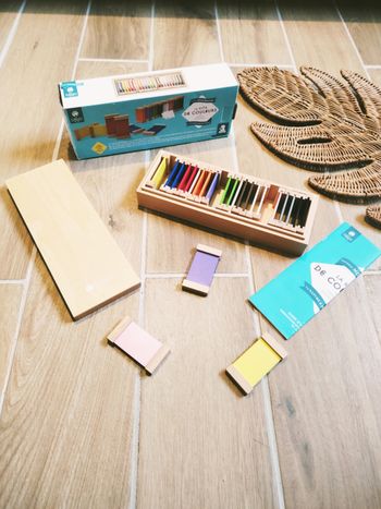 🌈Boîte de couleurs en bois planchettes/ planches nuancier marque Nature et découvertes