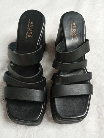 Sandales a talons André pointure 38