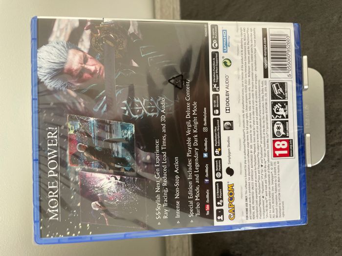 Devil May Cry 5 Special Edition PS5 - photo numéro 2