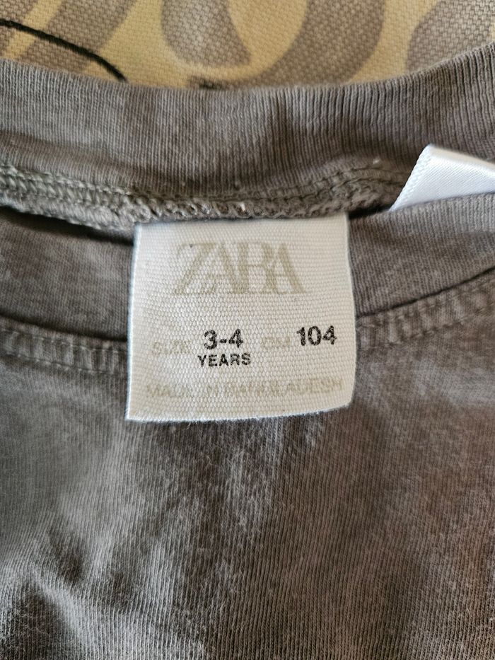T-shirt manche courte garçon taille 3/4 ans marque Zara très bon état - photo numéro 7