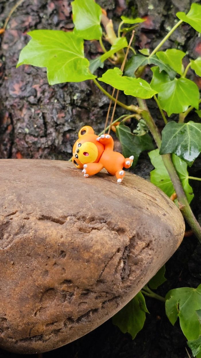 Super figurine Pokemon Nintendo Teddurisa