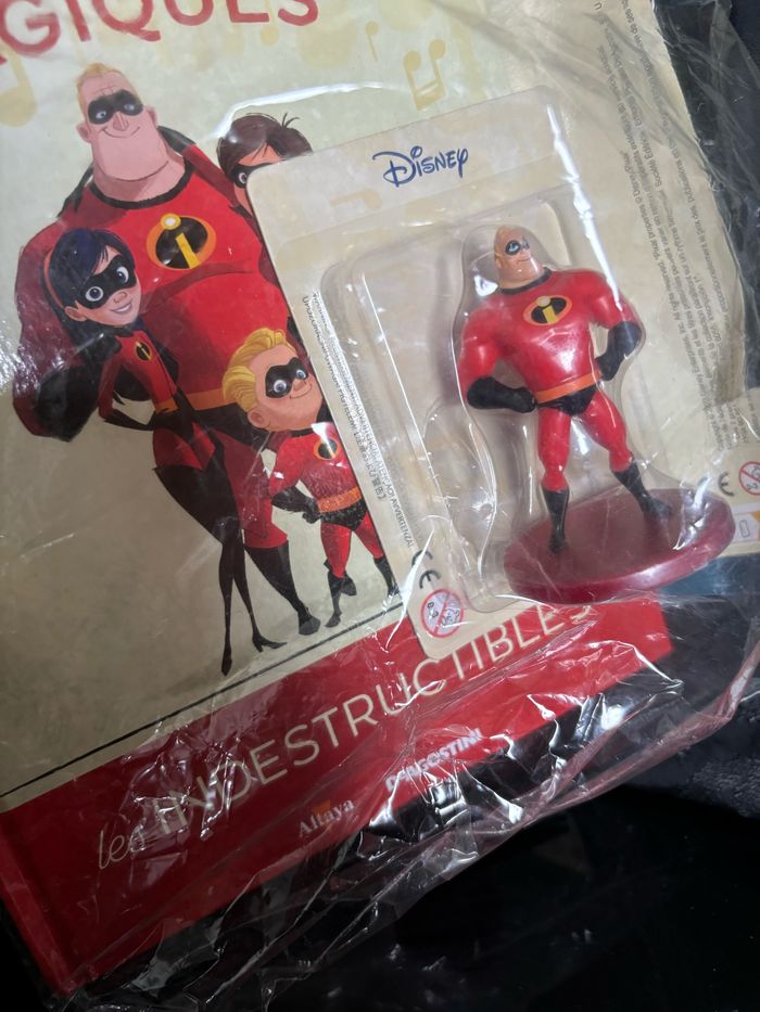 Figurine + Livre Hercule n 24 Les Audiocontes Magiques Disney Altaya - photo numéro 2