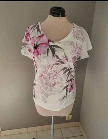 Tee shirt