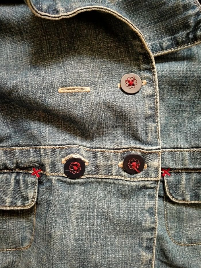 Veste en jean Sergent major.
Taille 3 ans - photo numéro 4