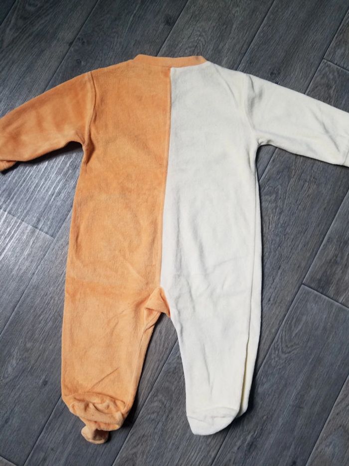 Pyjama velours taille 6 mois bon état - photo numéro 3