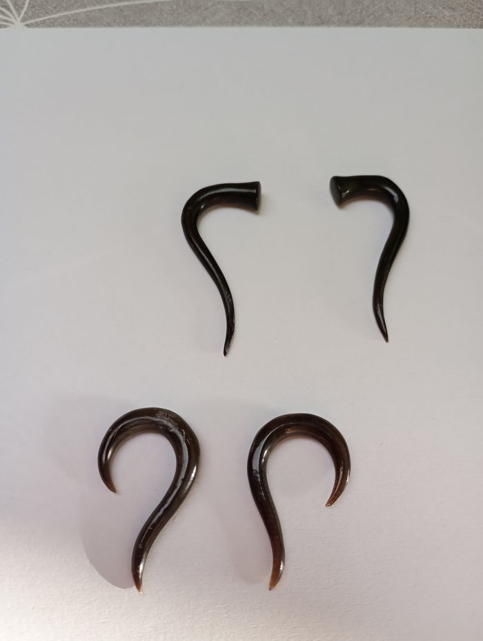 Écarteurs noirs - photo numéro 2