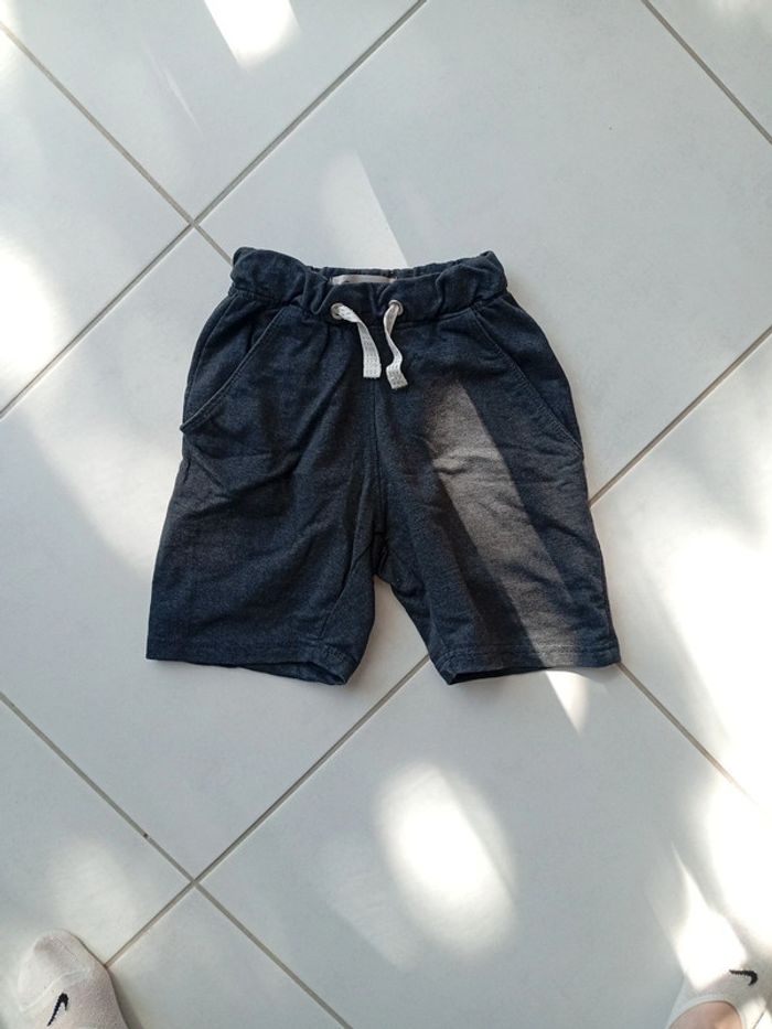 Short en coton Lee Cooper taille 8 ans