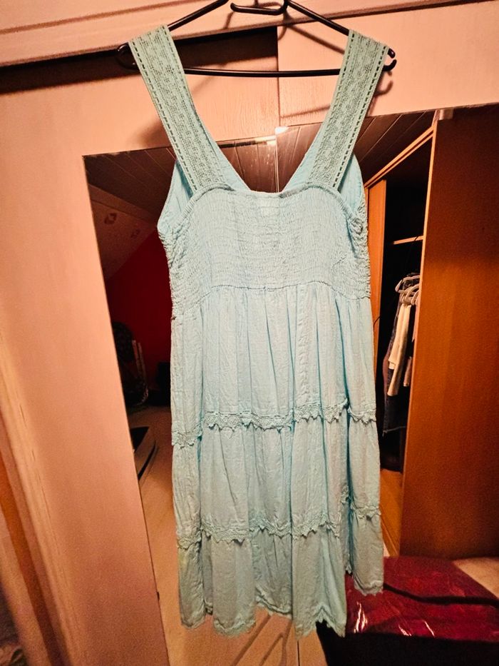 Robe bleue - photo numéro 3