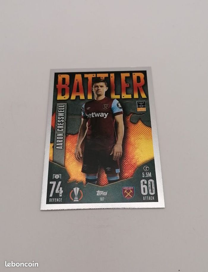 Carte Topps Match Attax 2023-24 BATTLER Aaron Cresswell n°107 WEST HAM UNITED FC - photo numéro 2