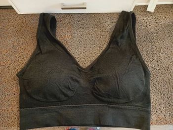 Lot de 3 brassières neuves