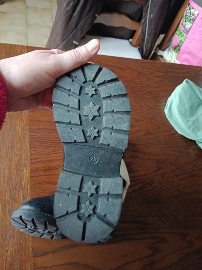 Jolies bottes fille taille 29 - photo numéro 3