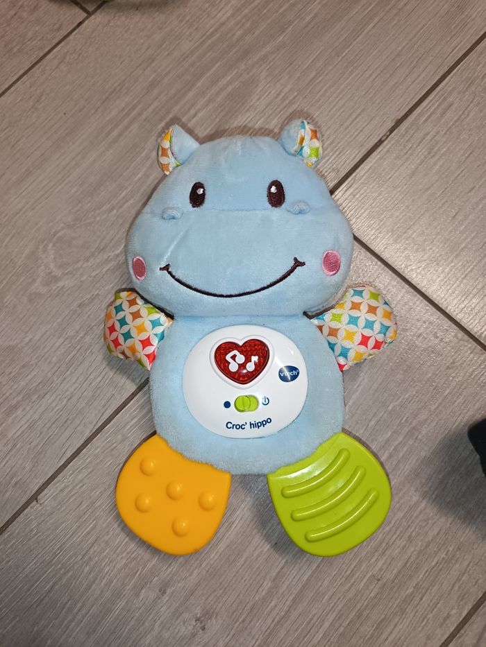 Lot jouets bébé - photo numéro 2