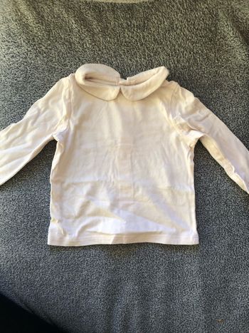 Petit haut manches longues col Claudine parfait état