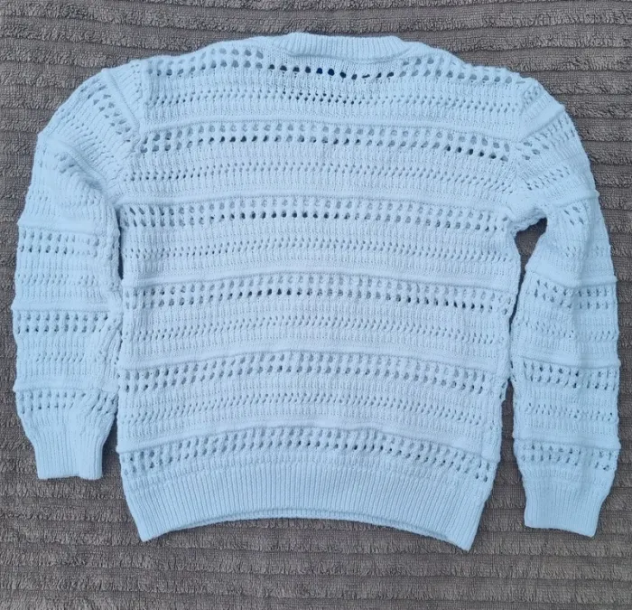Pull en maille neuf - photo numéro 2