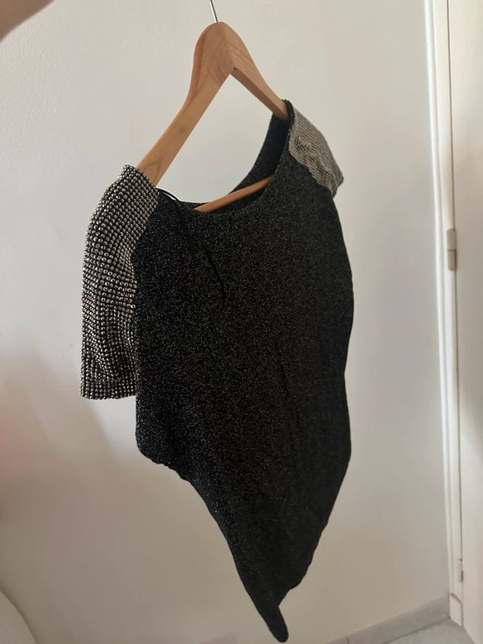T shirt noir à paillettes et strass Zara - photo numéro 2