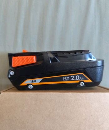 Batterie AEG  Pro 2.0Ah 18v Neuve