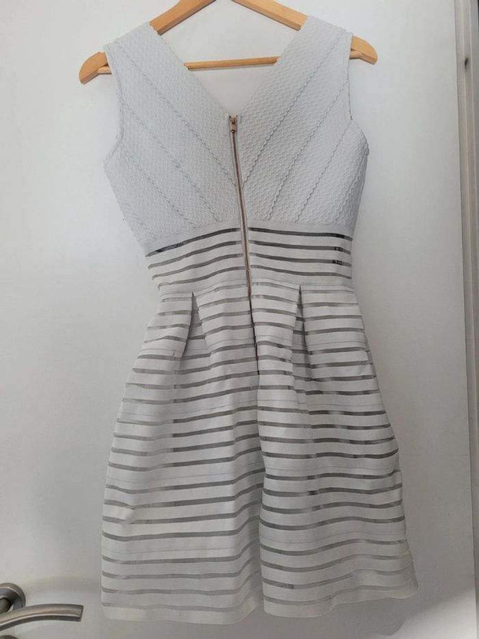 Robe m - photo numéro 2
