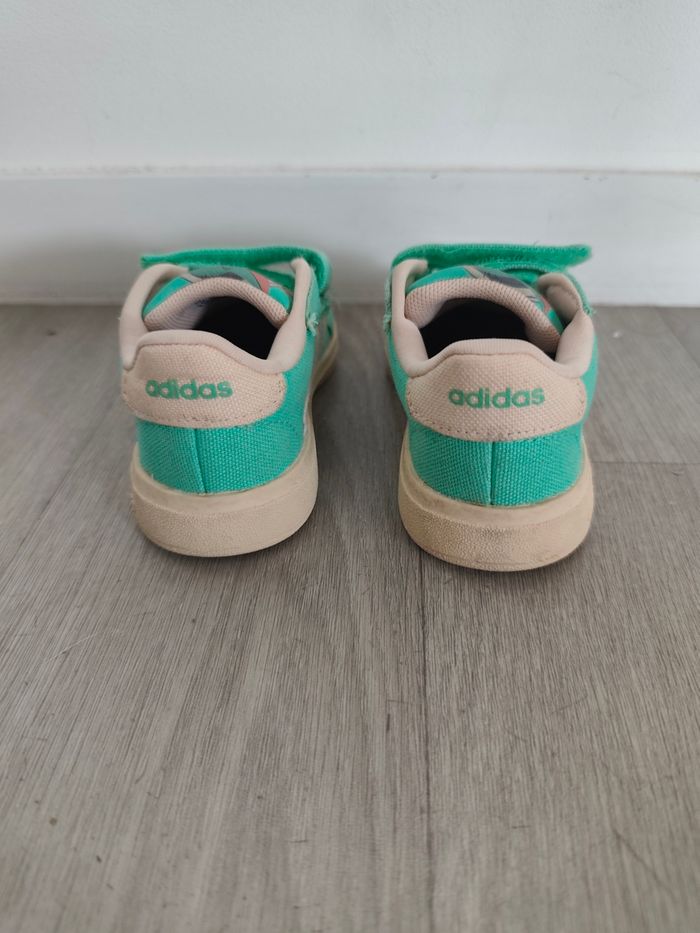 Chaussures Adidas édition limitée Grogu - photo numéro 2