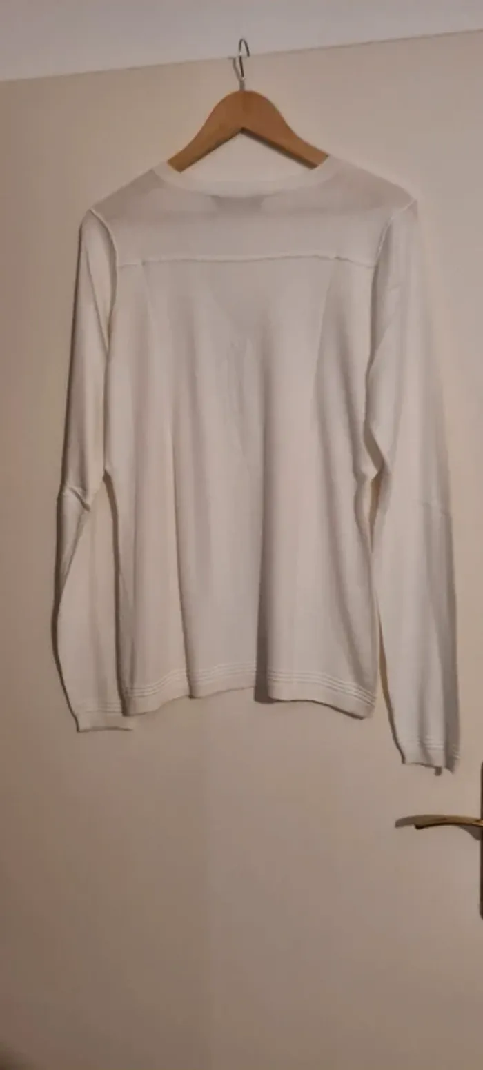Pull col V et plis blanc Trussardi - photo numéro 5